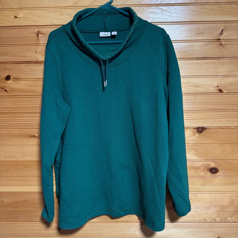 L.L.Bean SoftLight Green Quilted Funnel Neck Pullover Women's 1X Plus